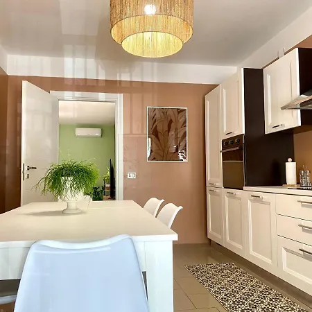 Bella Luna Apulian Living - Puglia Mia * Monopoli
